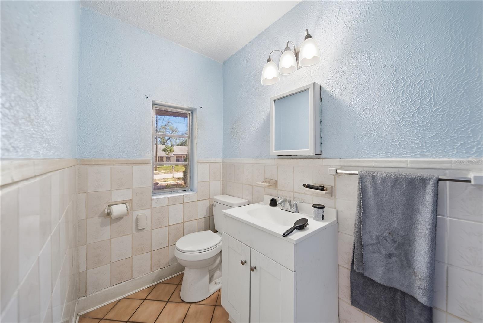831 GRAND CENTRAL ST — photo 20