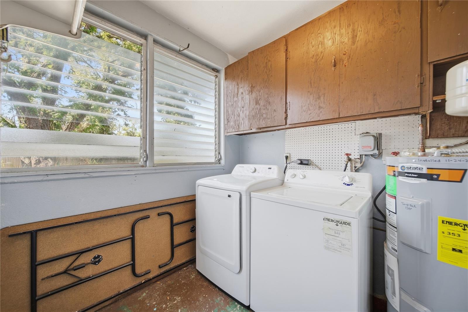 831 GRAND CENTRAL ST — photo 21