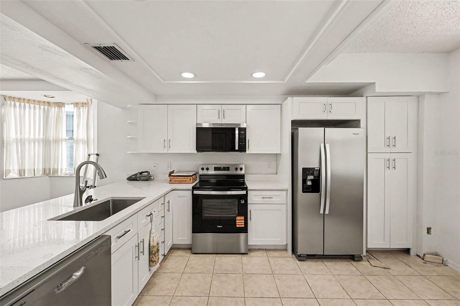 6205 SHORELINE DR #1106 — photo 3