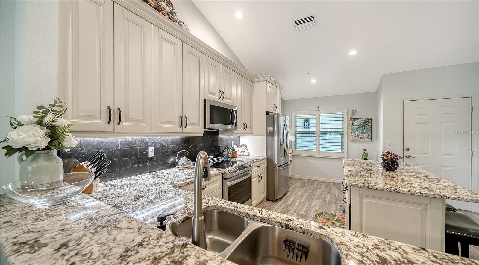 8750 OLDE HICKORY AVE #9305 — photo 19