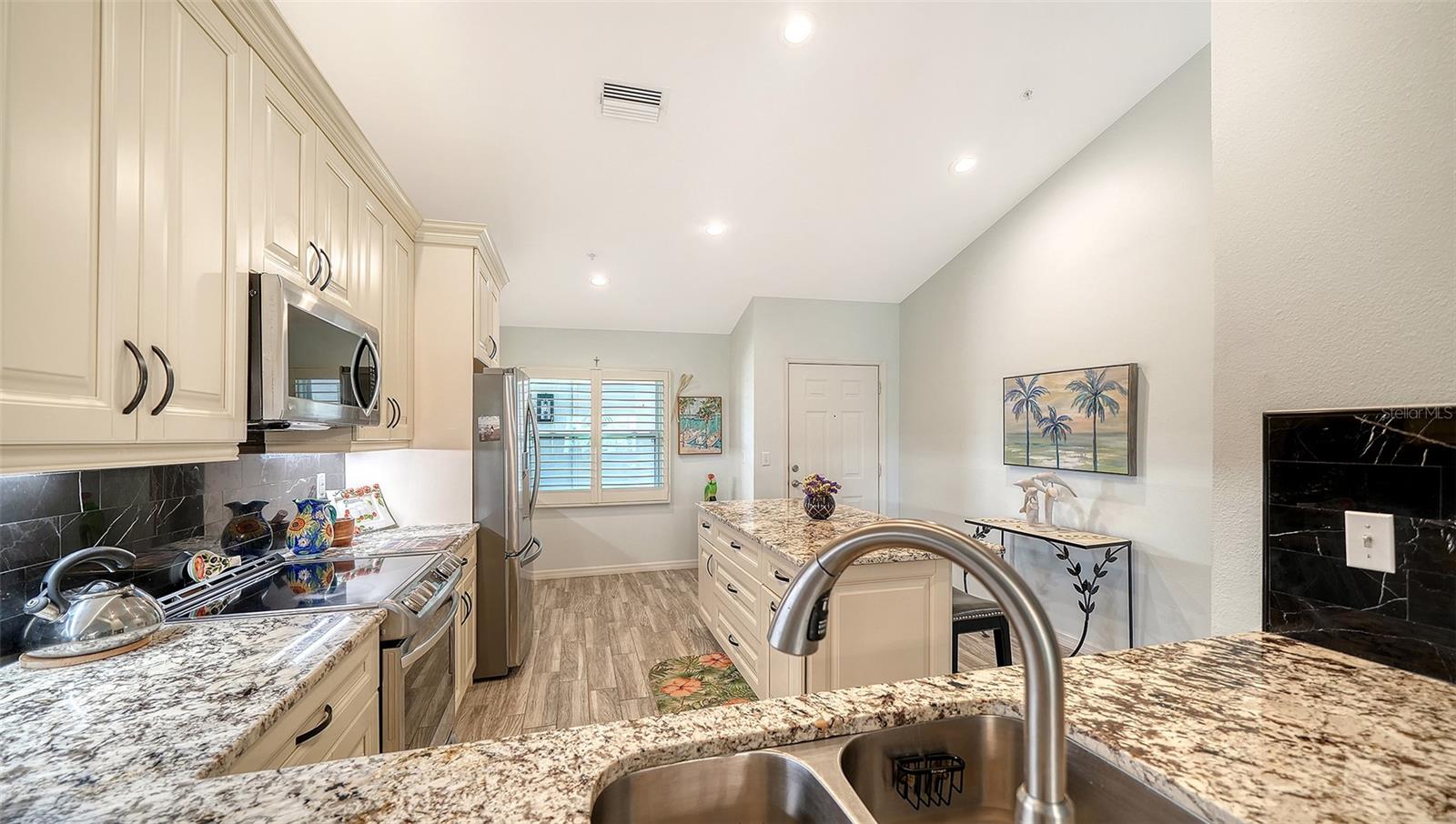 8750 OLDE HICKORY AVE #9305 — photo 18