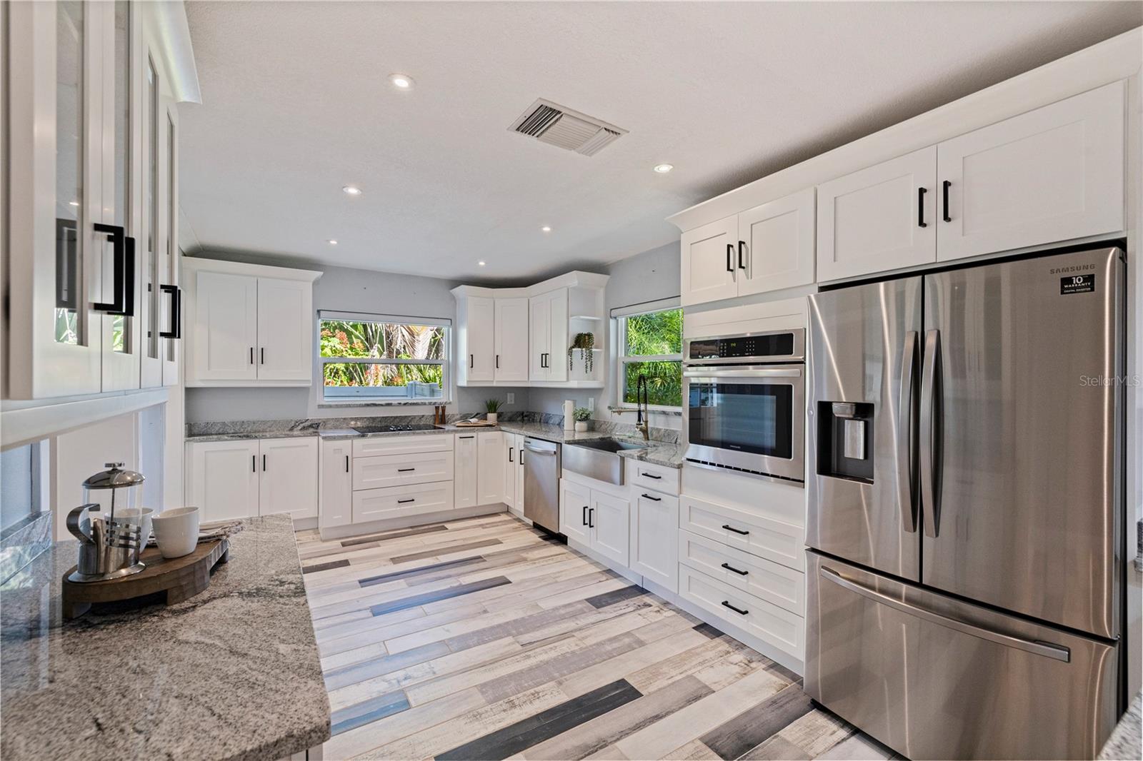 3712 FOSTER HILL DR N — photo 11