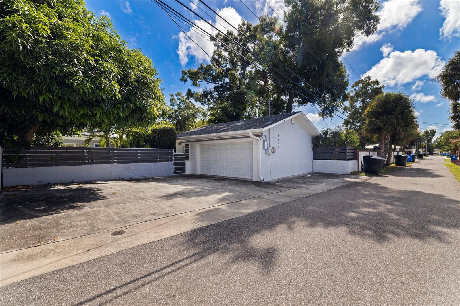 3712 FOSTER HILL DR N — photo 32