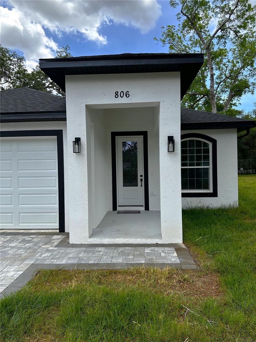 806 W LOWRY LN — photo 3