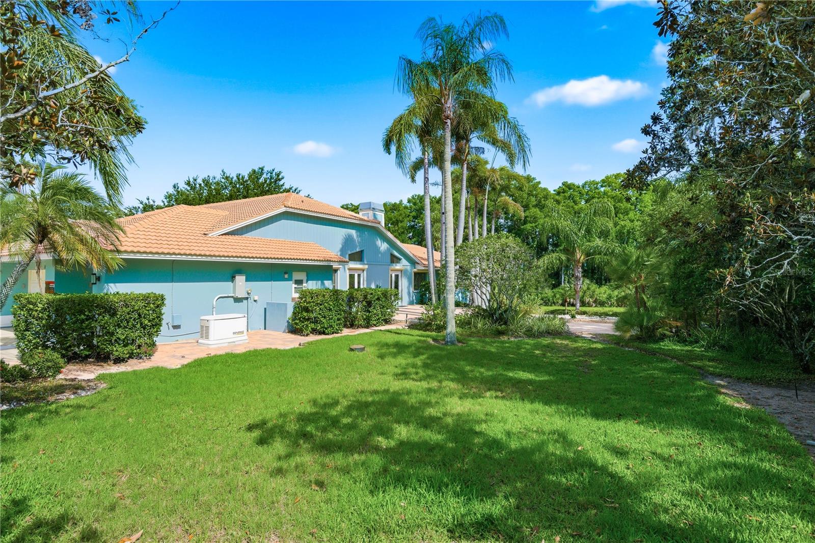 3930 TARIAN CT — photo 32