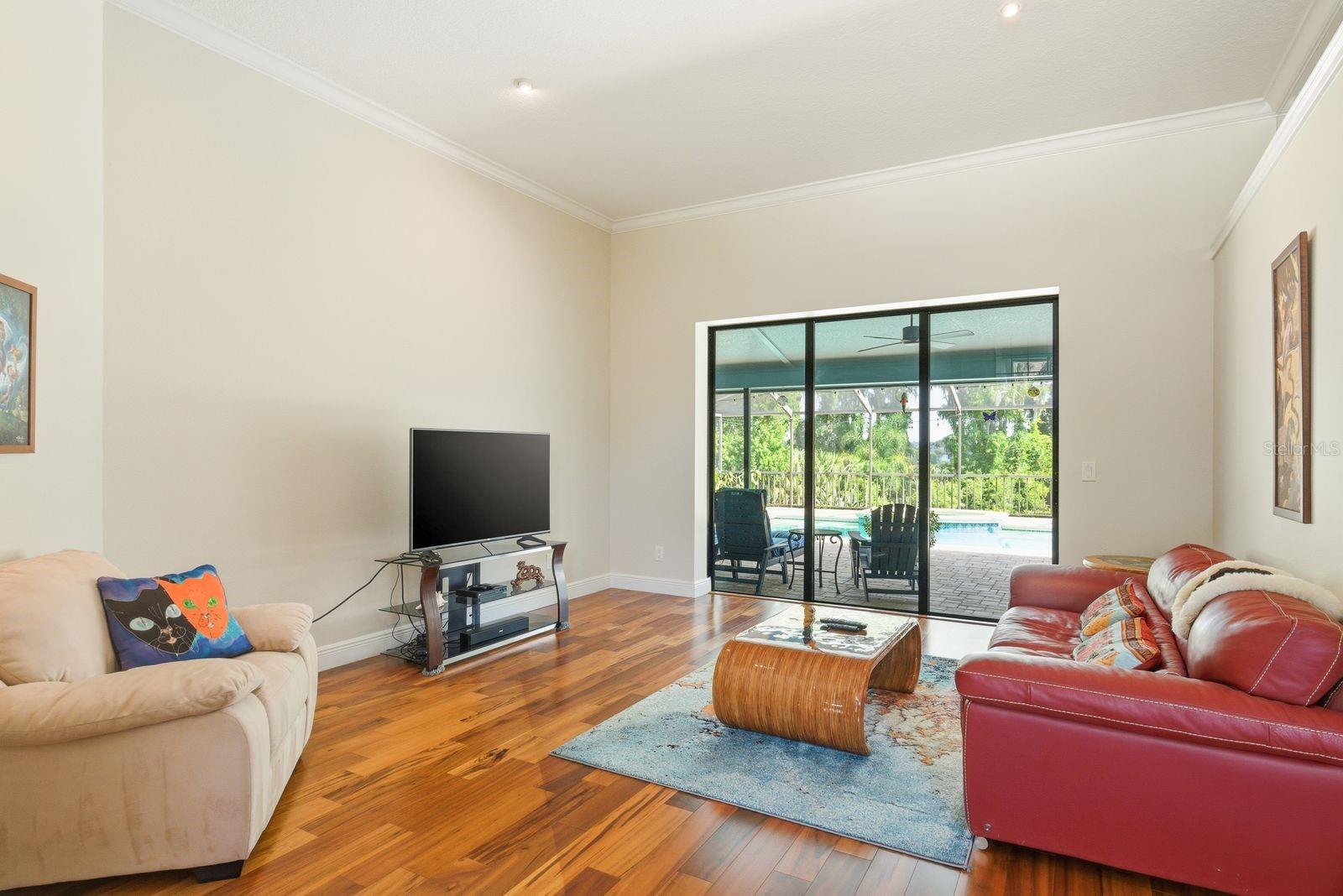3930 TARIAN CT — photo 6