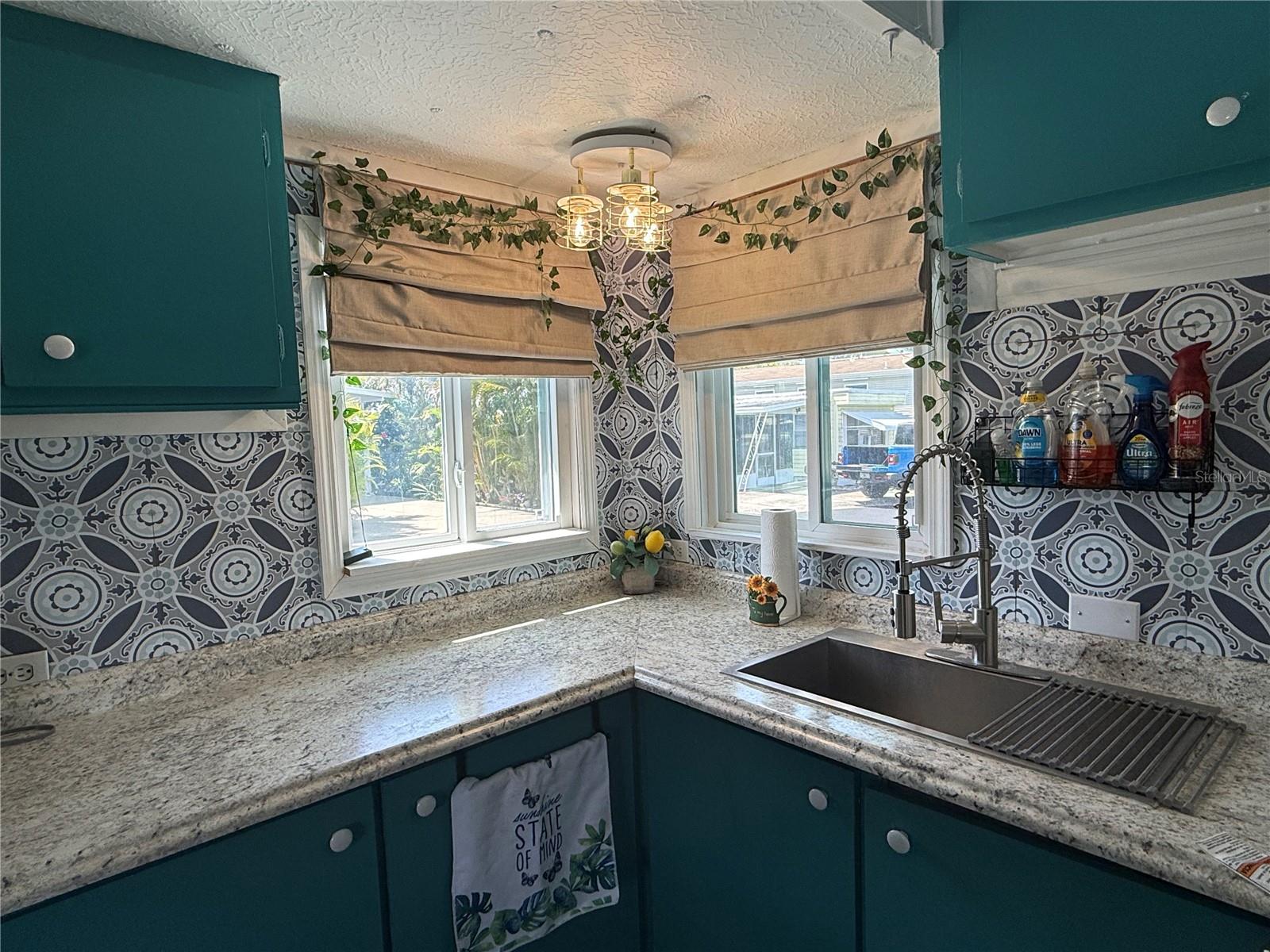 7703 AUDRY LN — photo 5