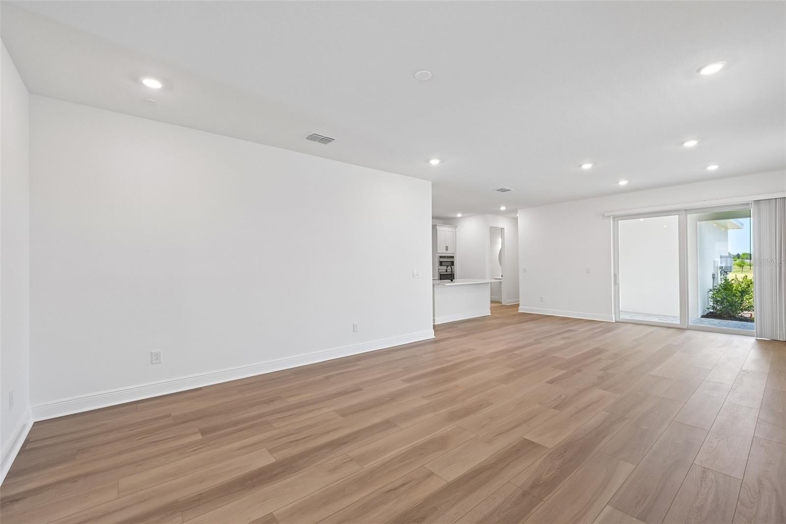 4454 SUNSET GARDEN ST — photo 9