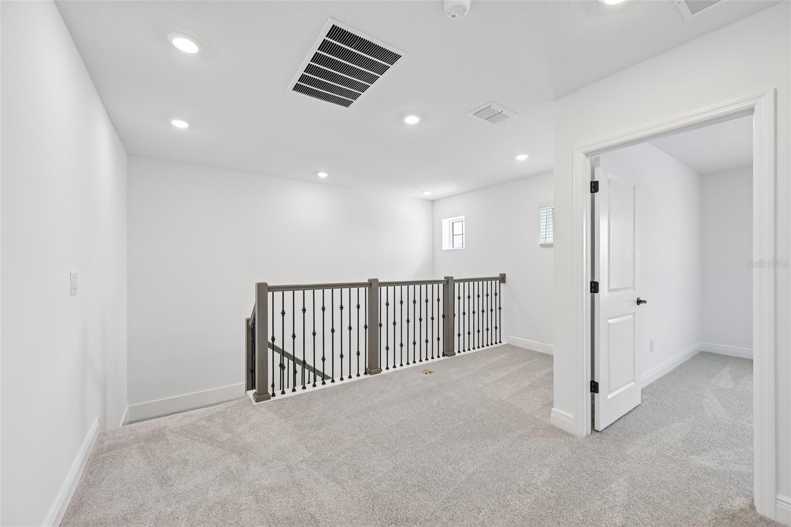 4454 SUNSET GARDEN ST — photo 18