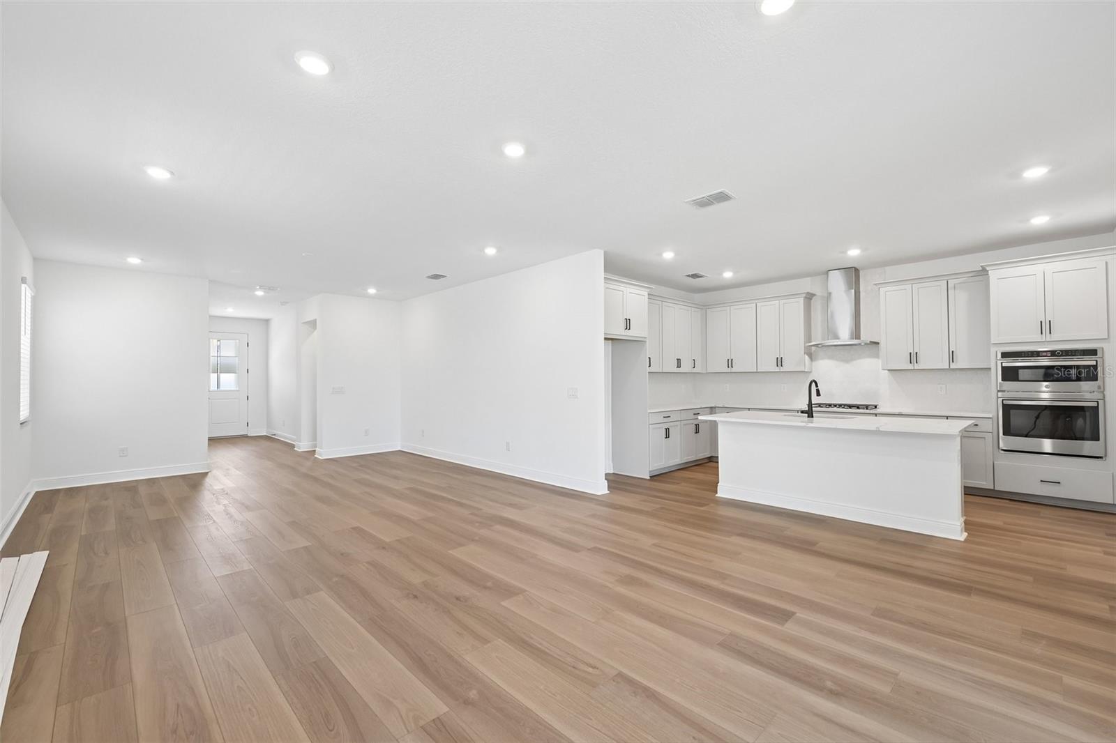 4454 SUNSET GARDEN ST — photo 8