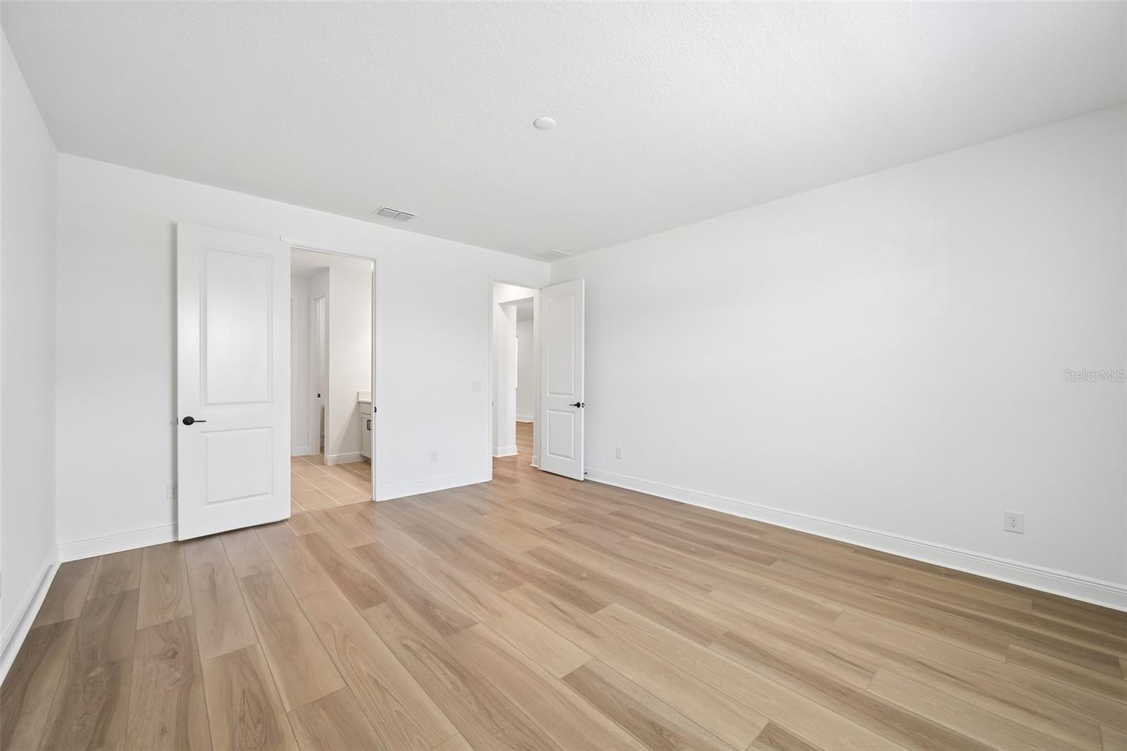 4454 SUNSET GARDEN ST — photo 13