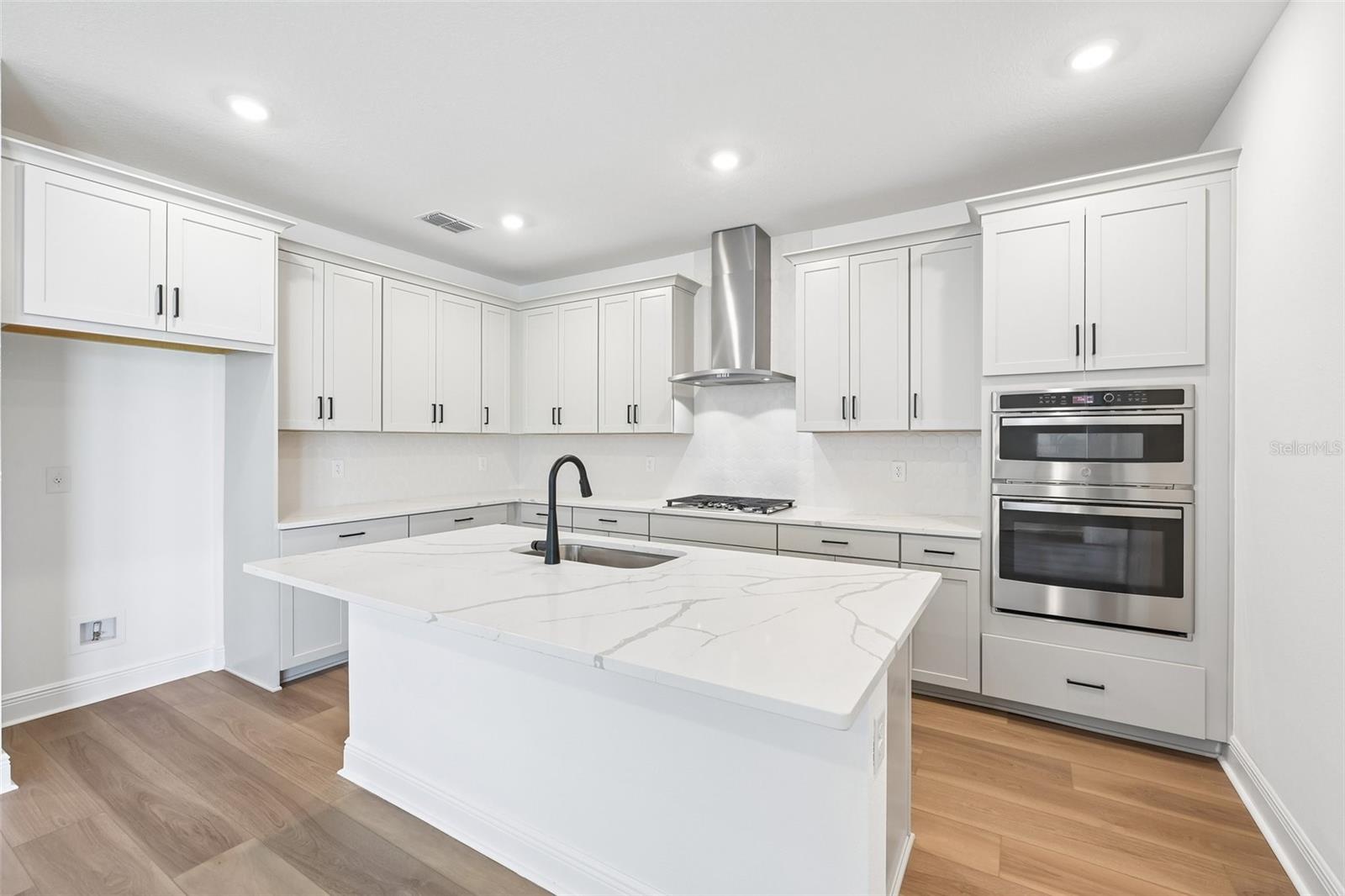 4454 SUNSET GARDEN ST — photo 4
