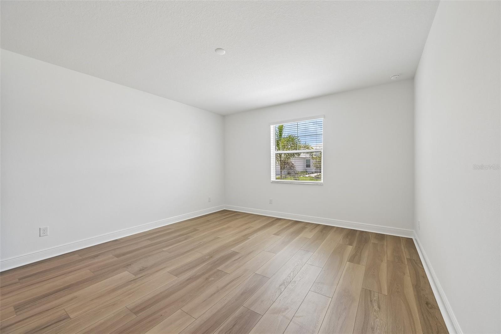 4454 SUNSET GARDEN ST — photo 12