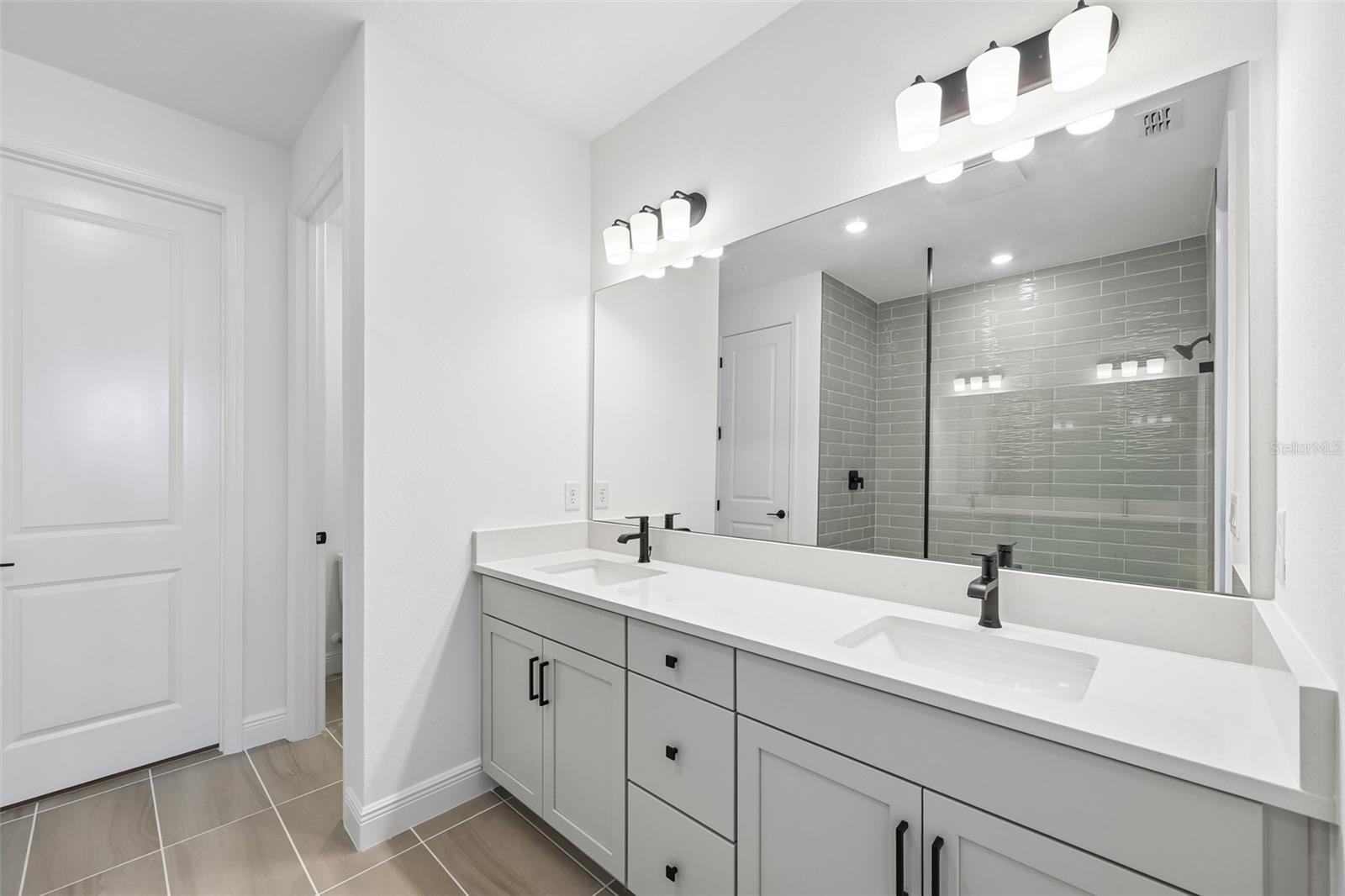 4454 SUNSET GARDEN ST — photo 14