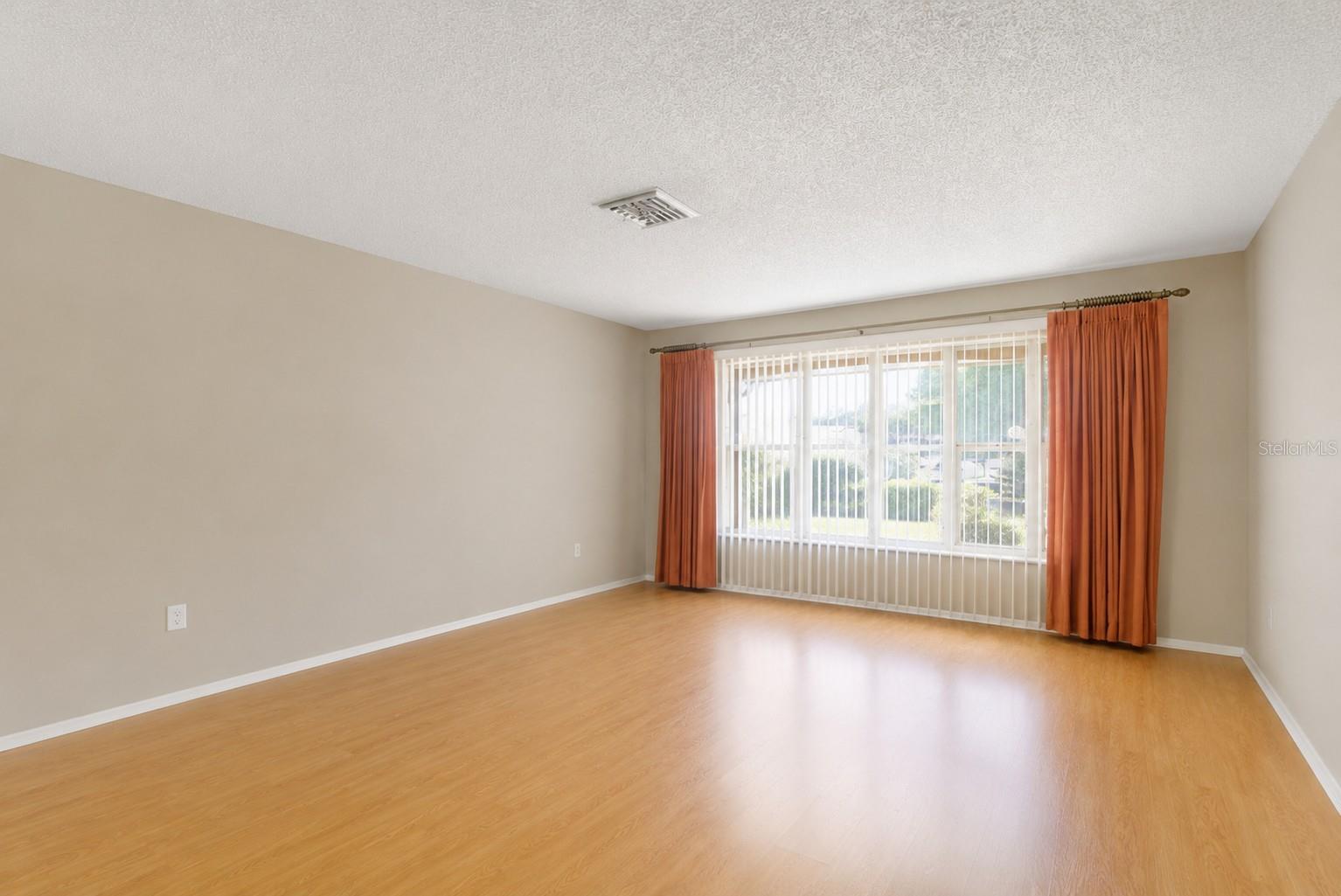 10636 SALAMANCA DR — photo 7
