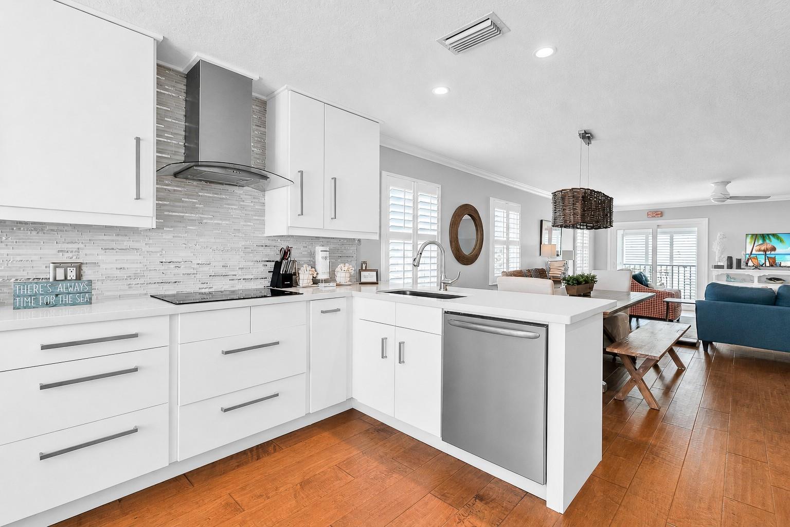 2300 AVENUE B — photo 14