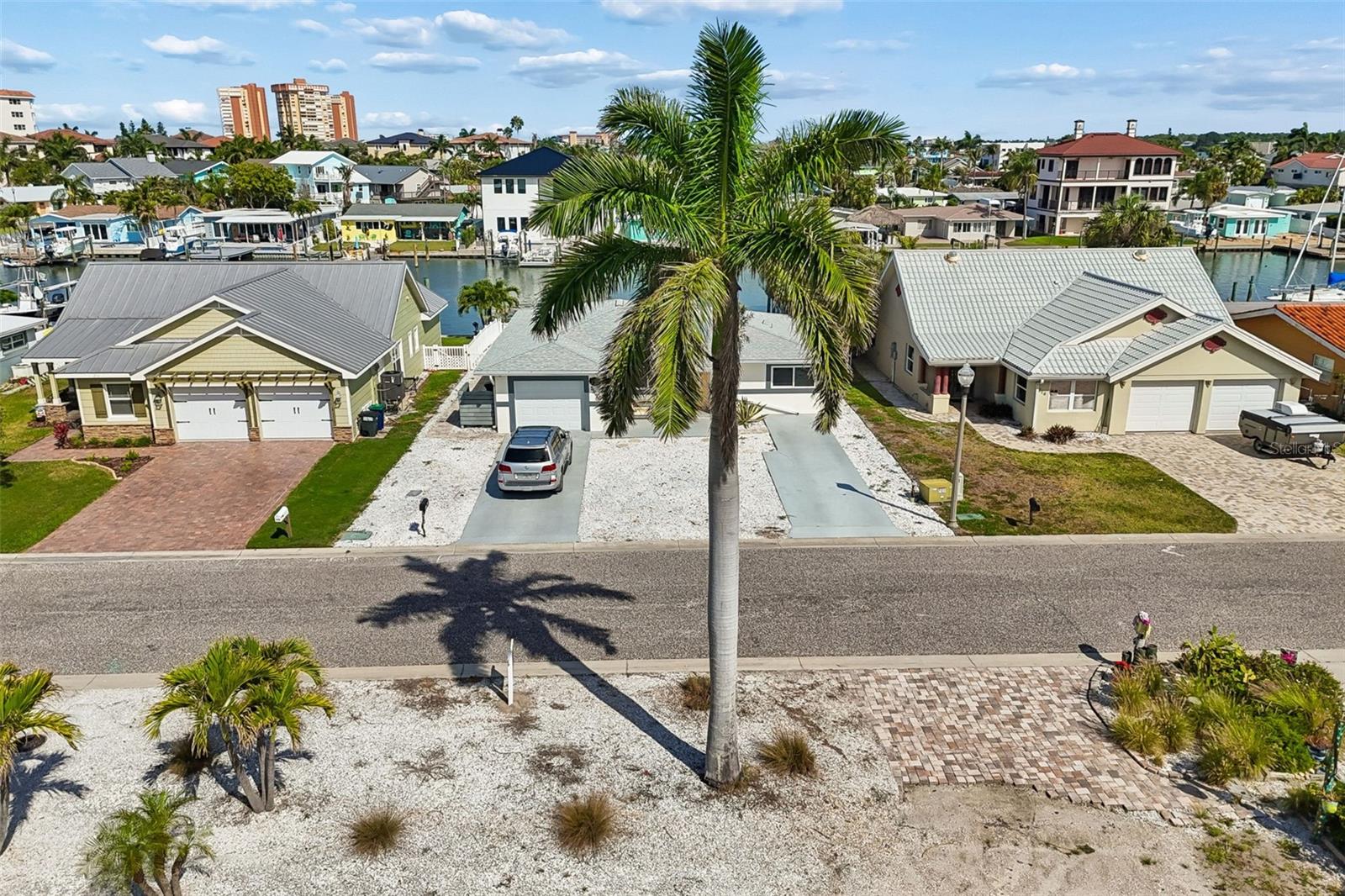 211 176TH TERRACE DR E — photo 12