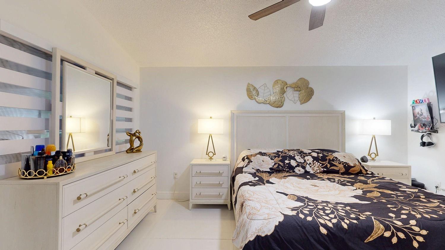 8141 GOLF CLUB CT — photo 21