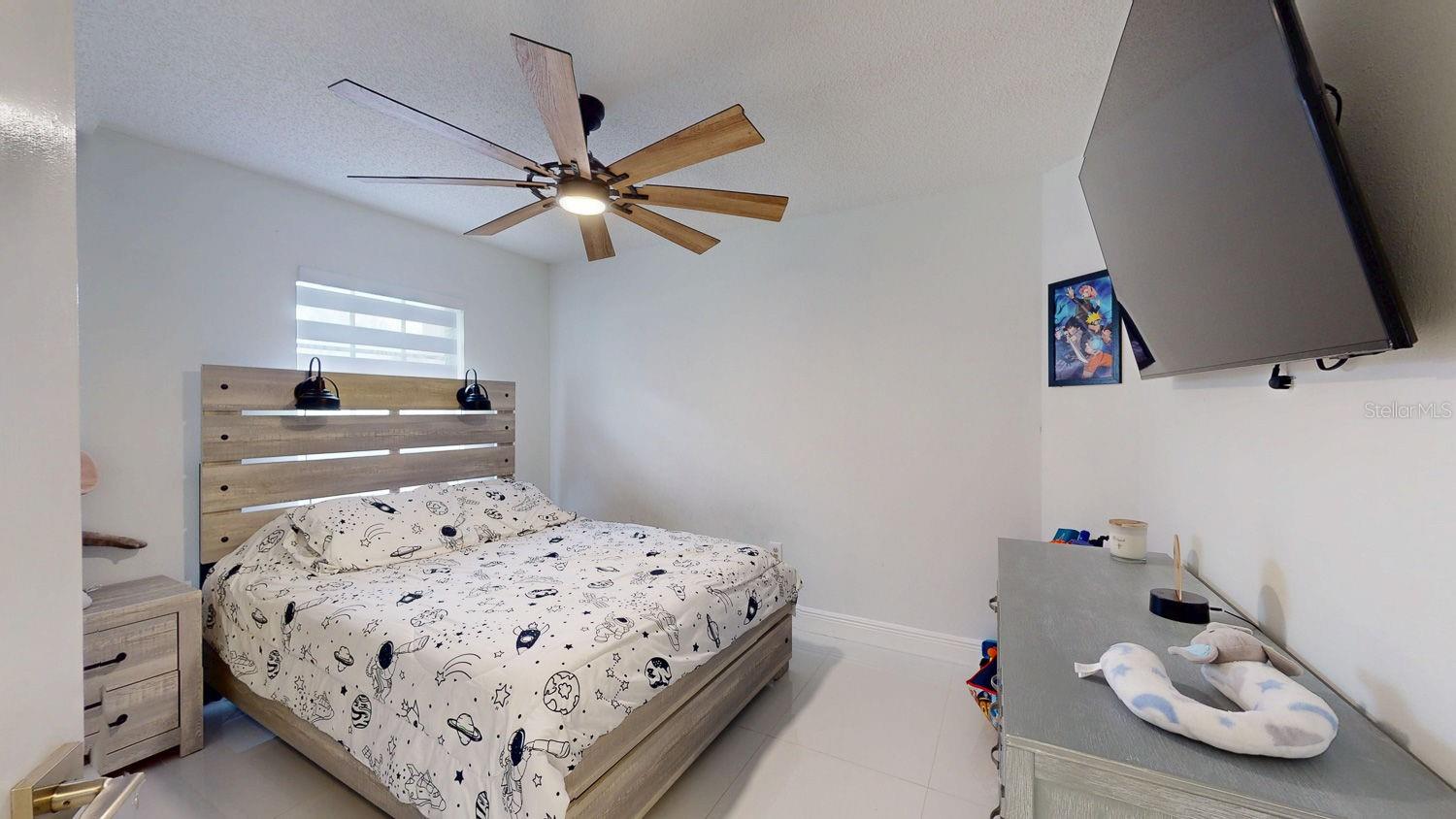 8141 GOLF CLUB CT — photo 32