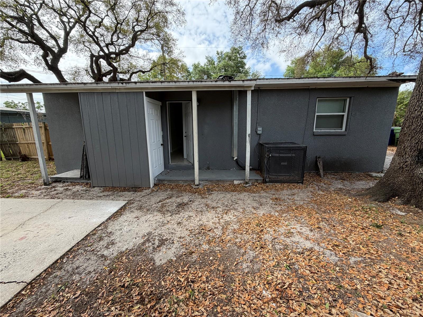 3916 E GENESEE ST — photo 11