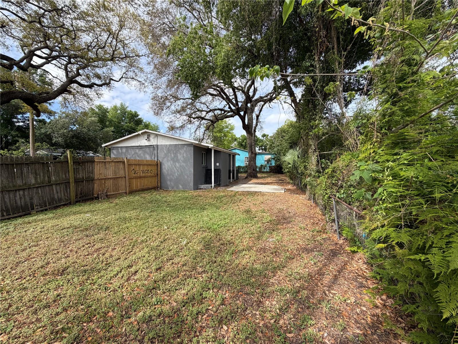 3916 E GENESEE ST — photo 10