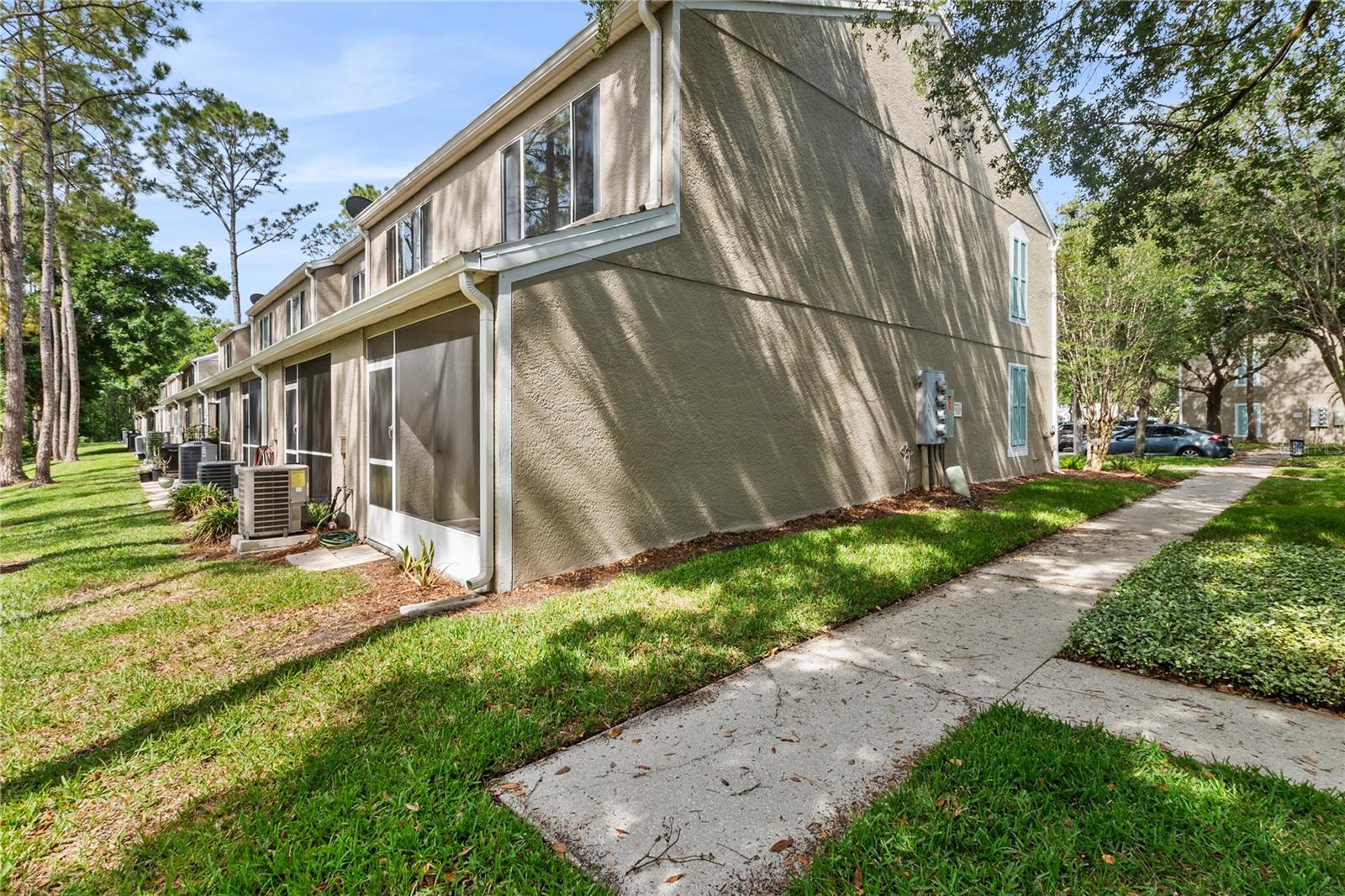 8671 HUNTERS KEY CIR #8671 — photo 3