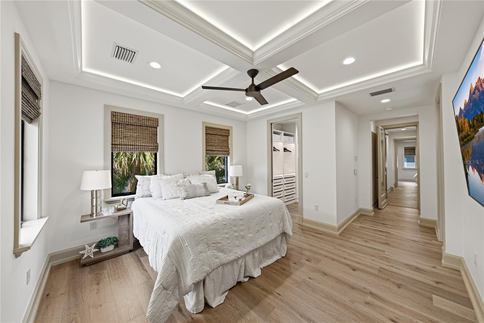 2903 W HAWTHORNE RD — photo 38