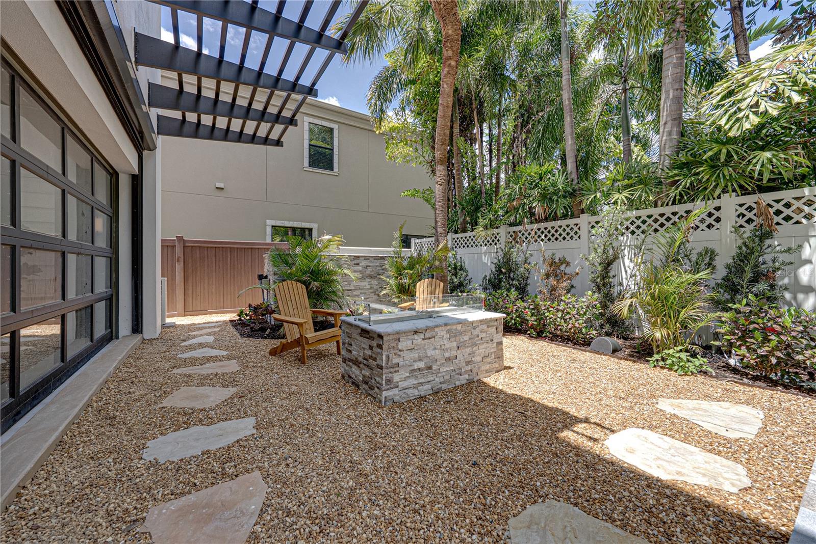 2903 W HAWTHORNE RD — photo 29