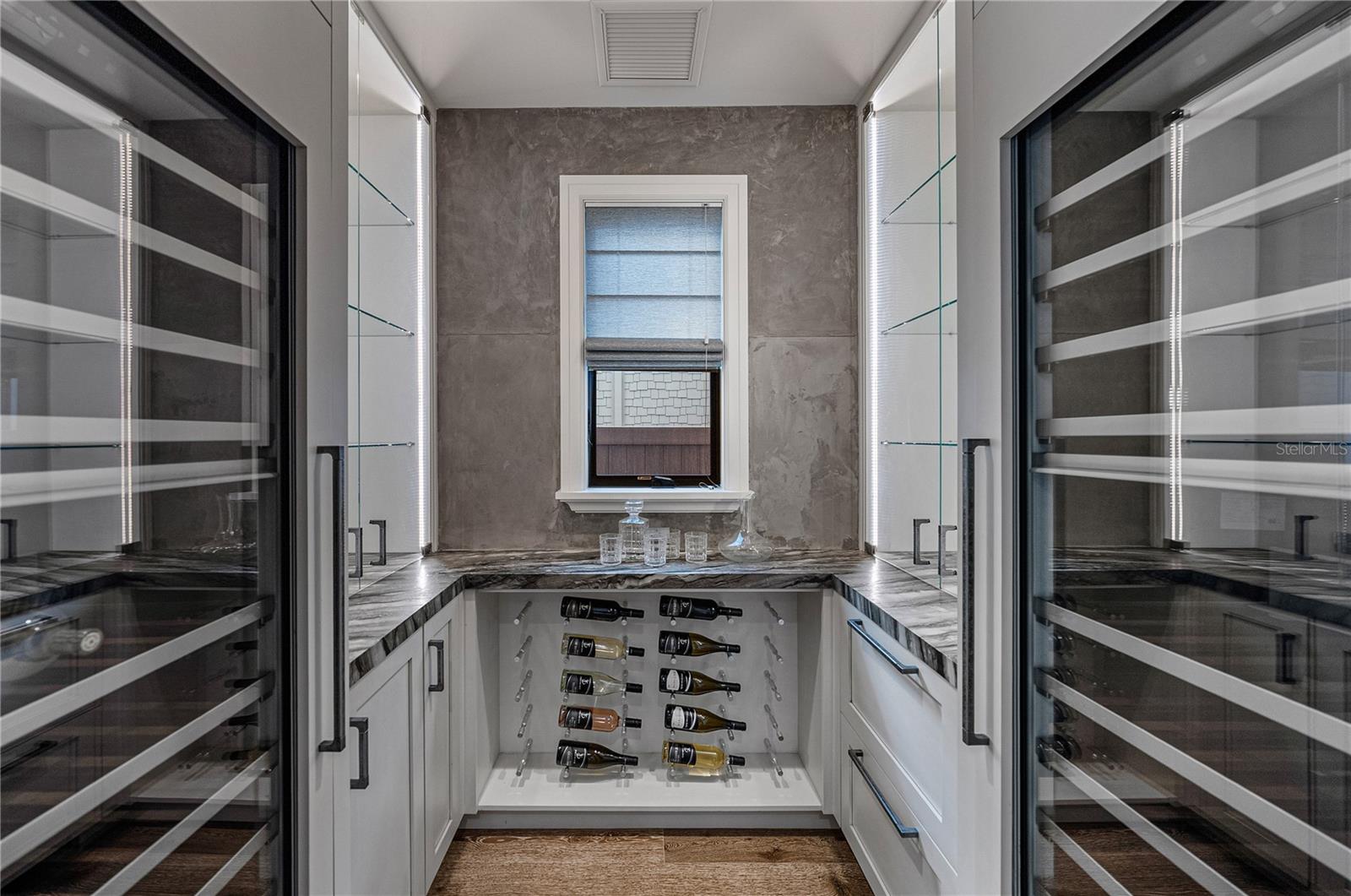 2903 W HAWTHORNE RD — photo 18