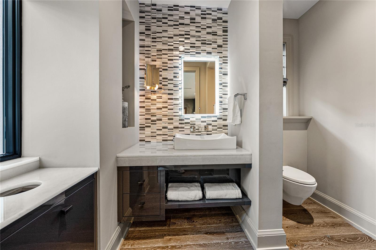 2903 W HAWTHORNE RD — photo 21