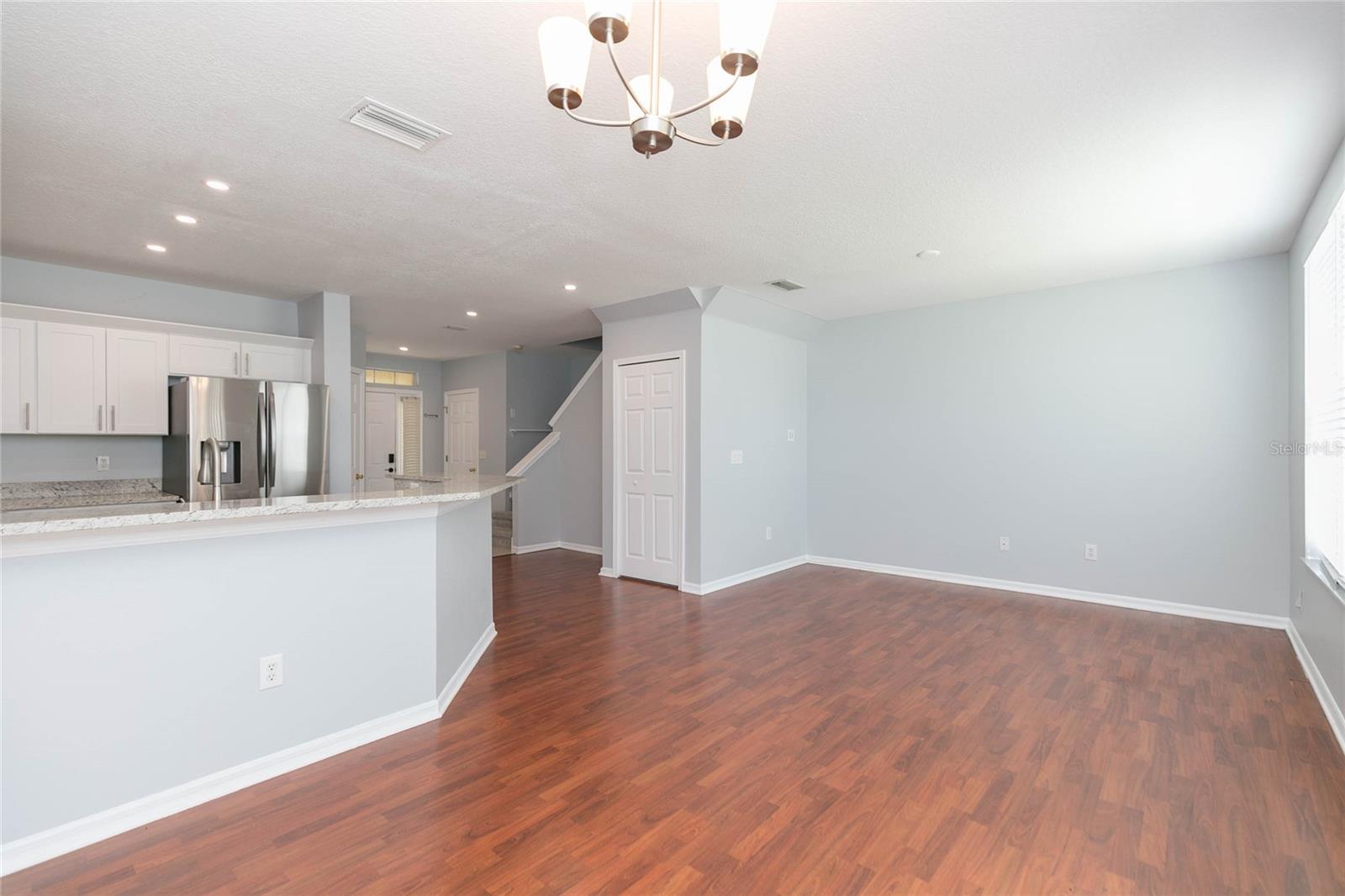 6407 BARKSDALE WAY — photo 8