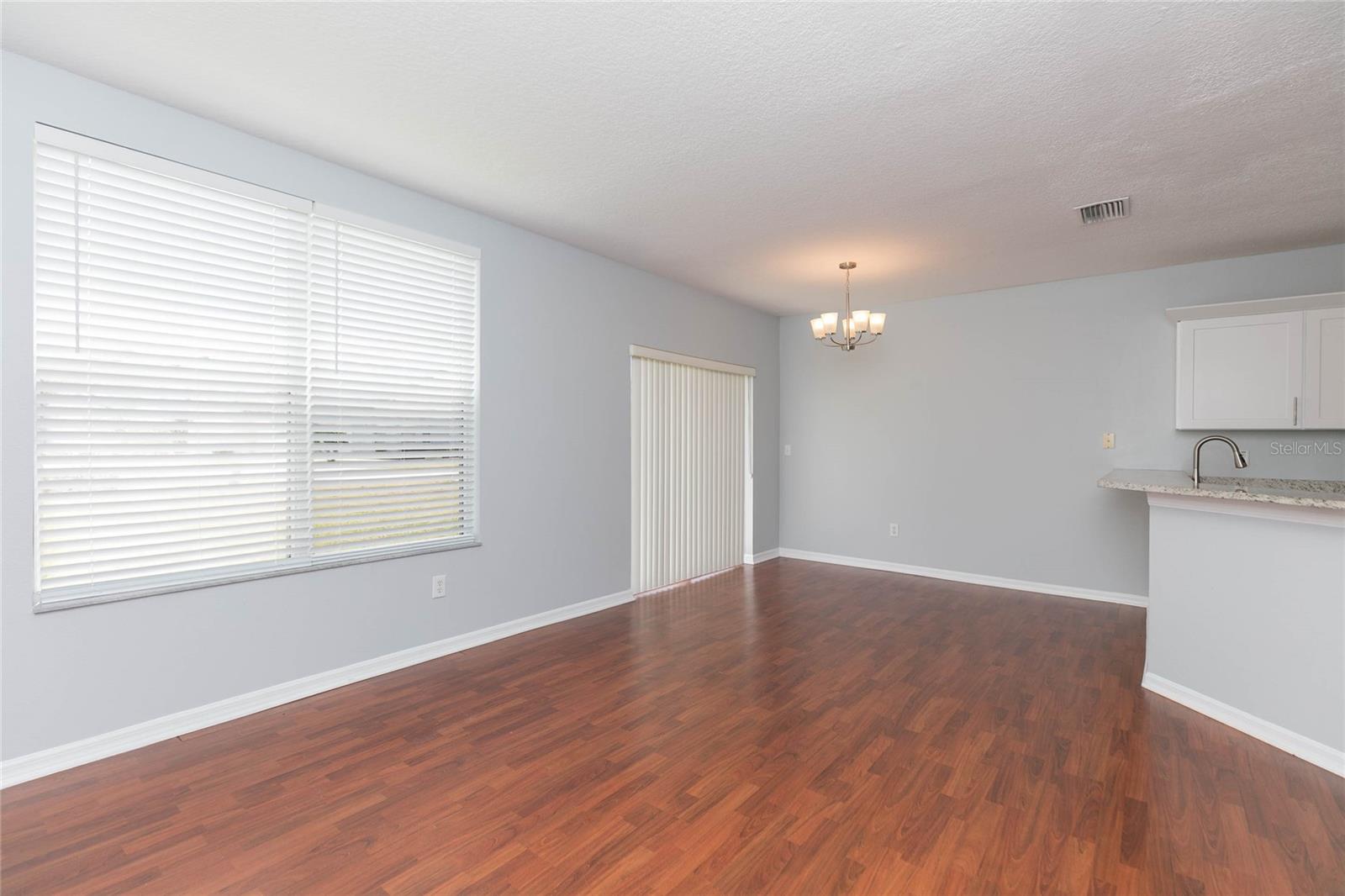 6407 BARKSDALE WAY — photo 12