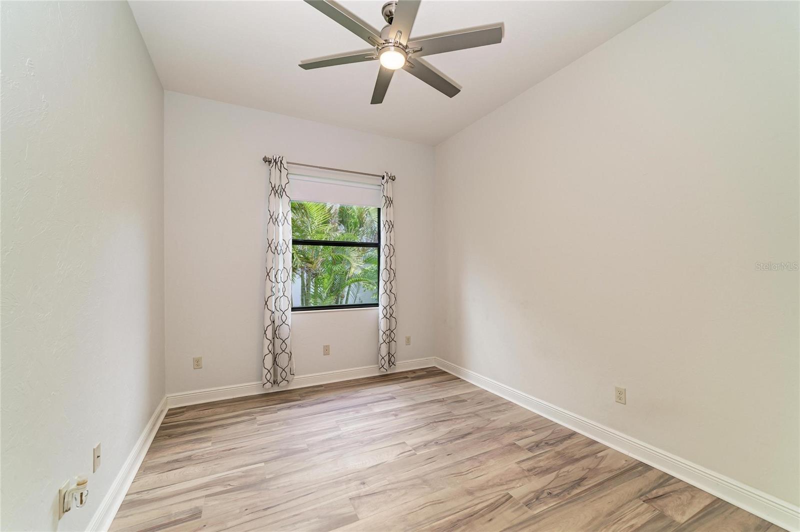 5819 TITLE ROW DR — photo 37