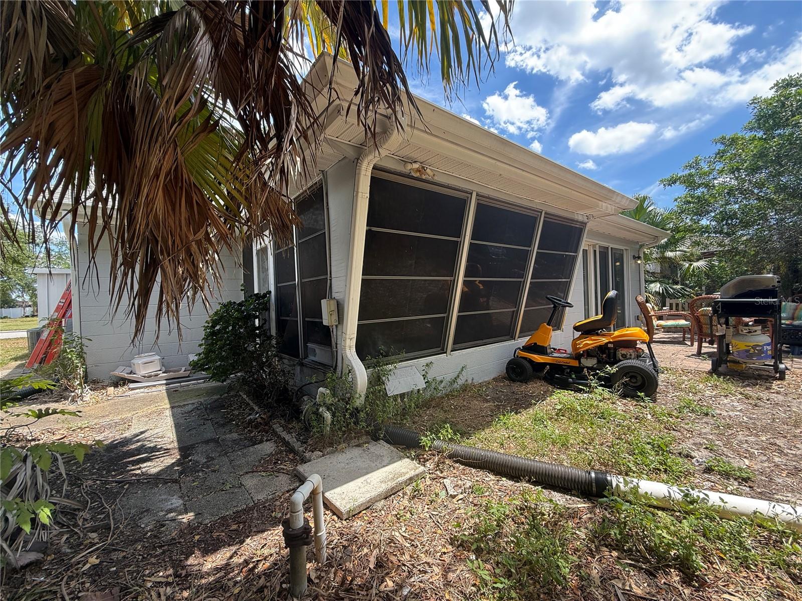 3415 OVERLAND DR — photo 9