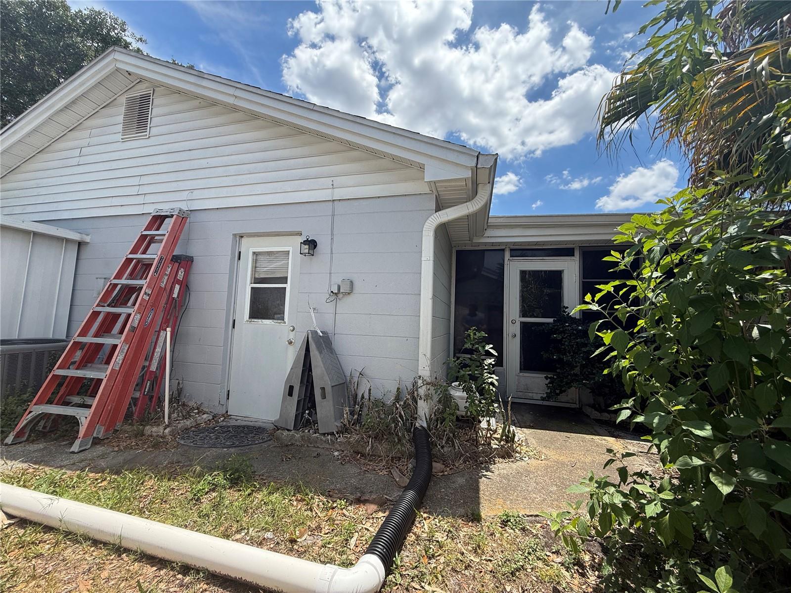 3415 OVERLAND DR — photo 10