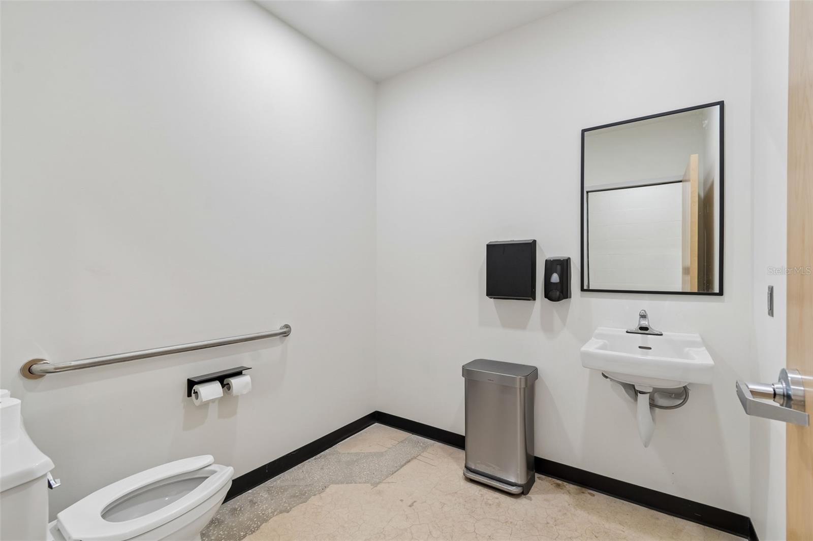 15552 US 301 — photo 27