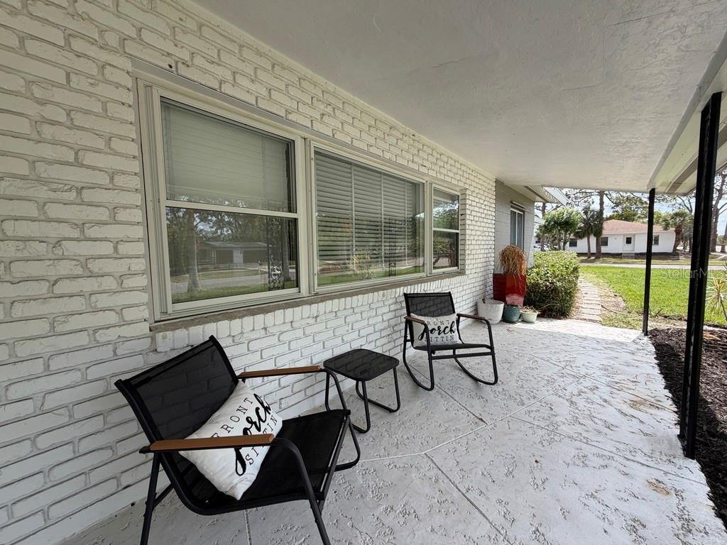 361 SCOTT AVE — photo 6