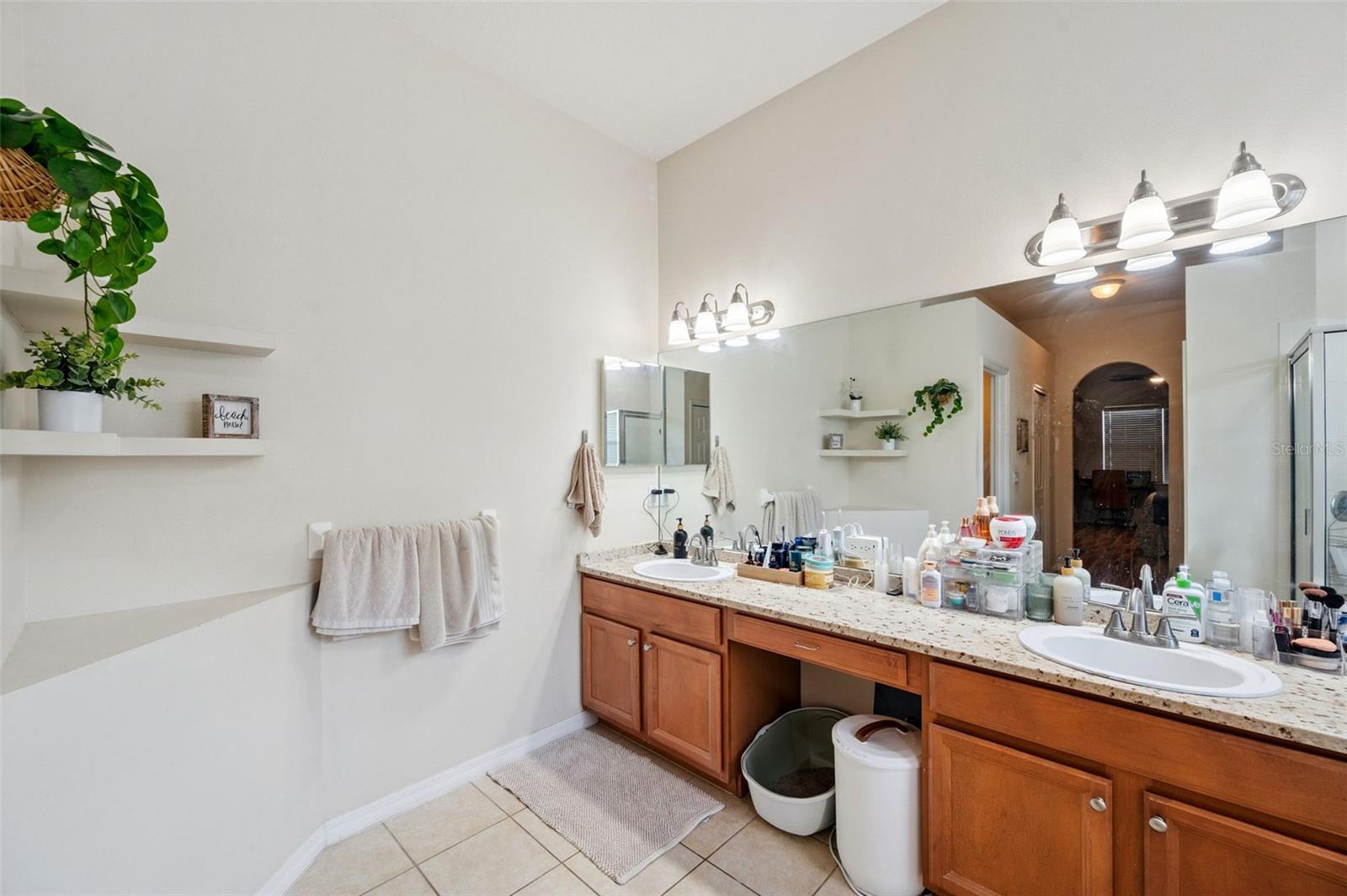 4641 ROLLING GREEN DR — photo 26