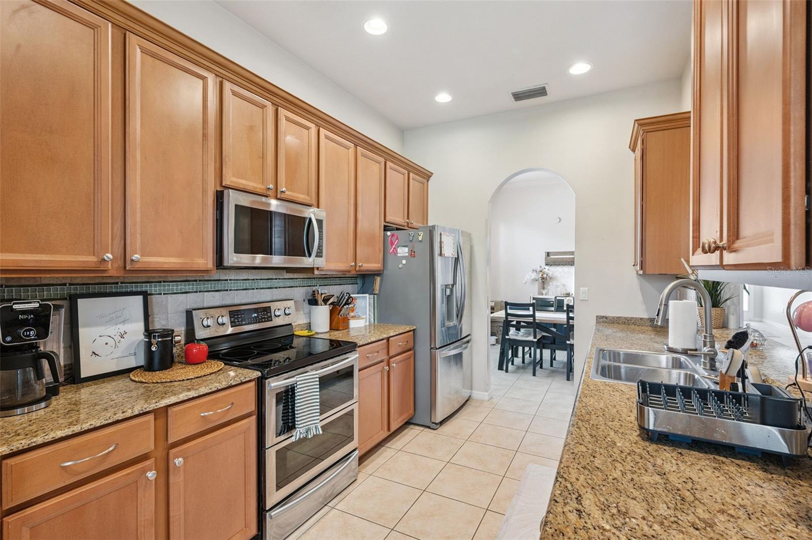 4641 ROLLING GREEN DR — photo 14