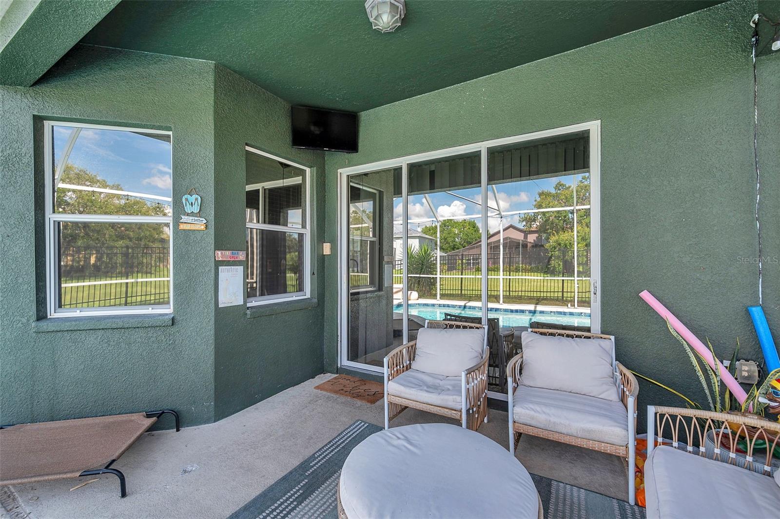 4641 ROLLING GREEN DR — photo 38