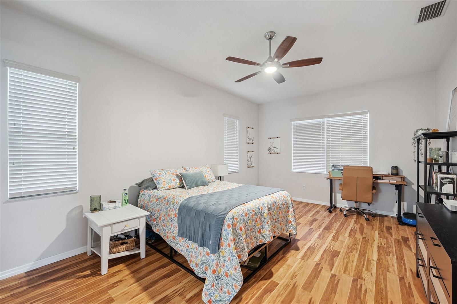 4641 ROLLING GREEN DR — photo 20