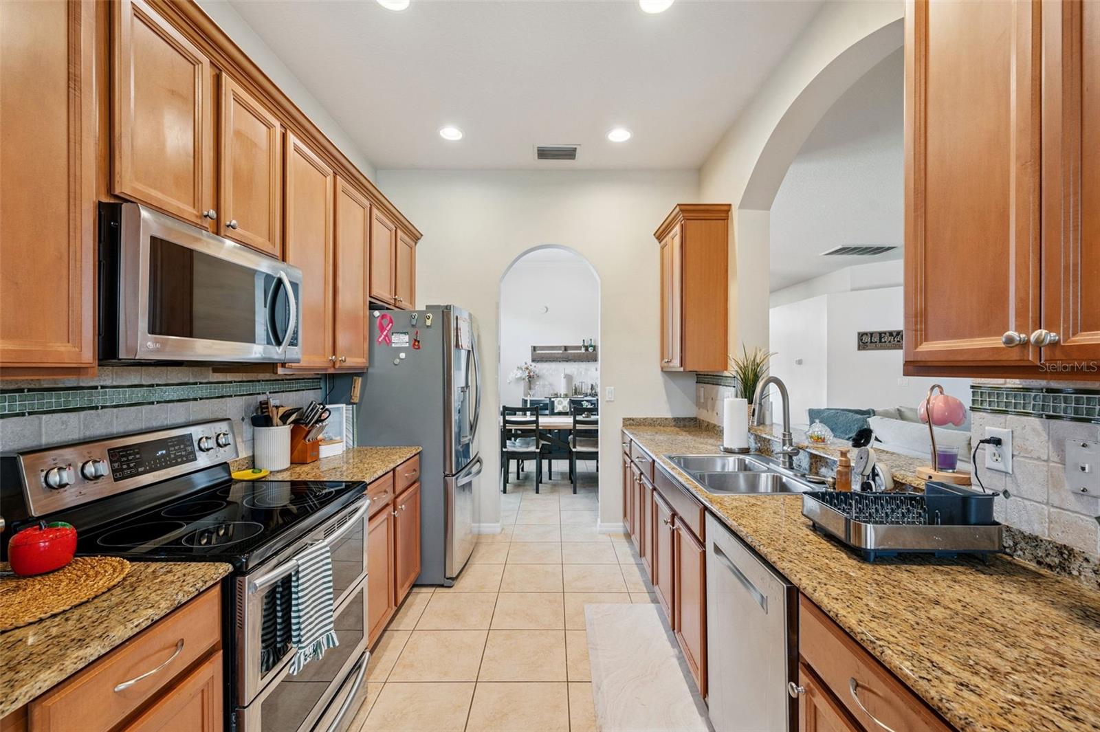 4641 ROLLING GREEN DR — photo 15