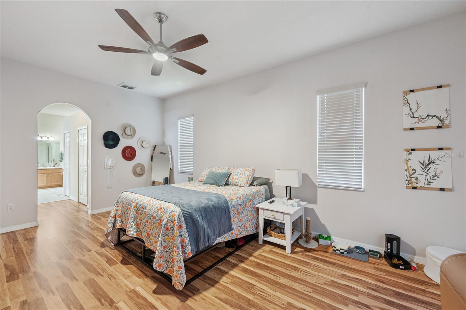 4641 ROLLING GREEN DR — photo 22