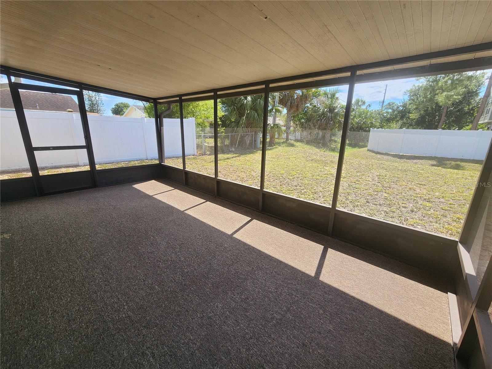 13010 CUMBERLAND DR — photo 12