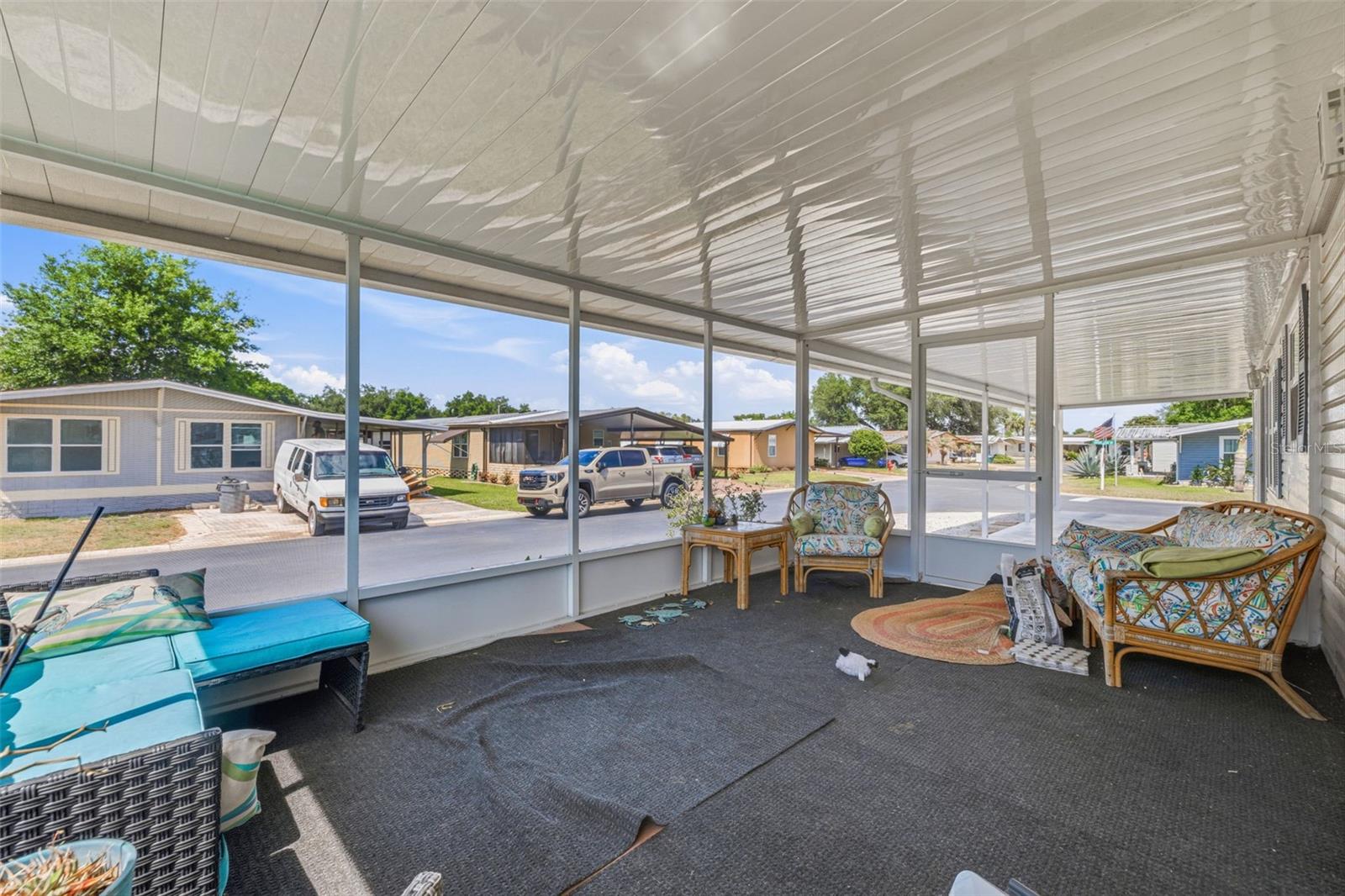 3125 SHORT LEAF ST — photo 3