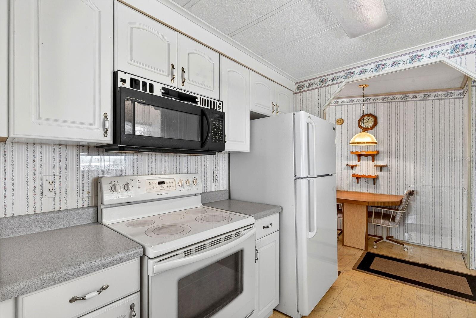 8906 31ST AVE E — photo 14