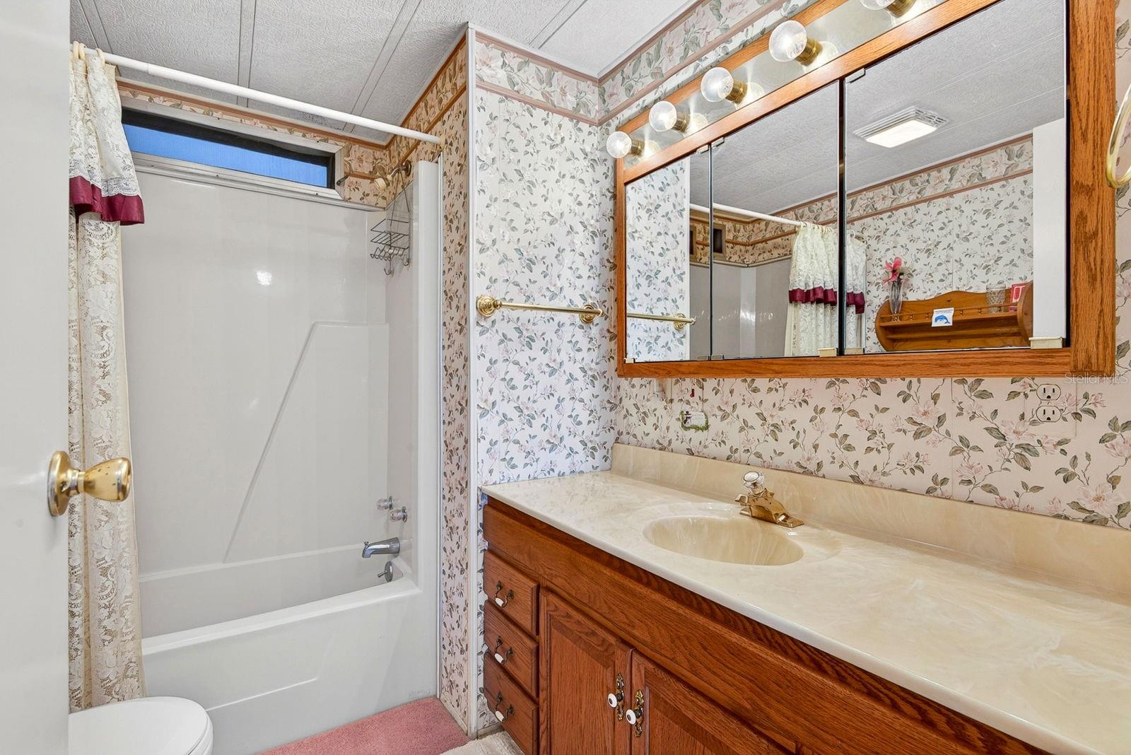 8906 31ST AVE E — photo 31