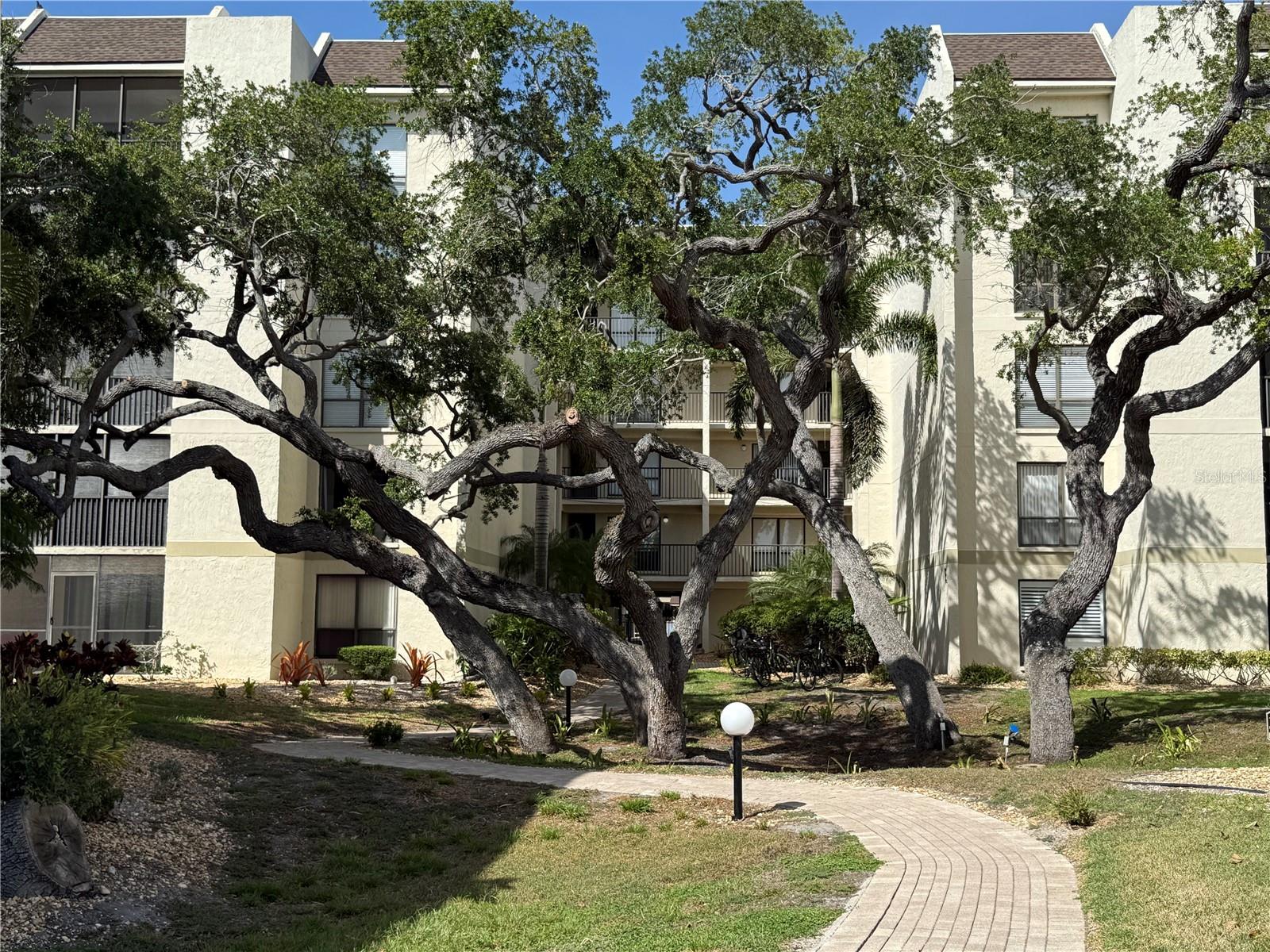 6157 MIDNIGHT PASS RD #F22 — photo 37