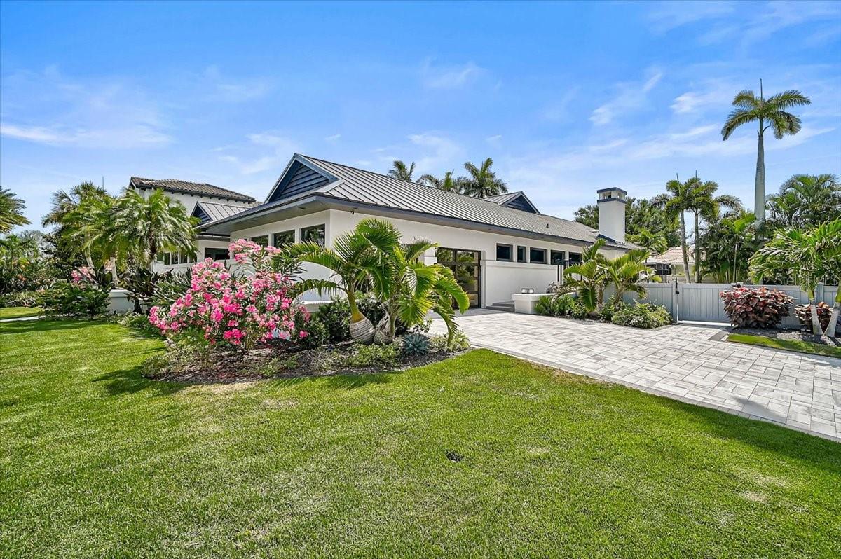 627 OWL WAY — photo 49