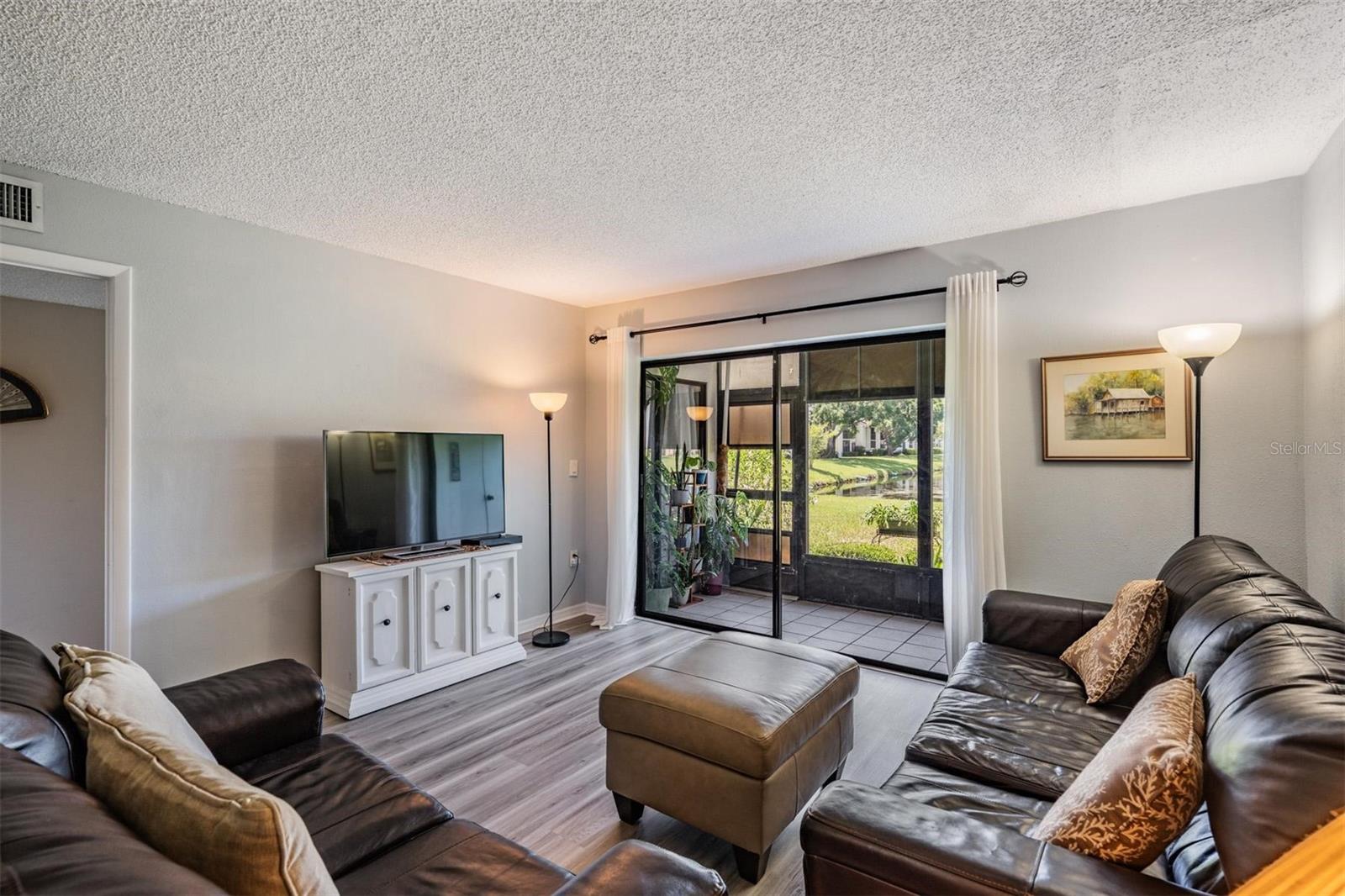 107 LAKEVIEW PL #7 — photo 9